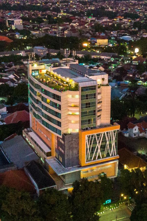 The 1O1 Malang Oj Hotel Exterior photo